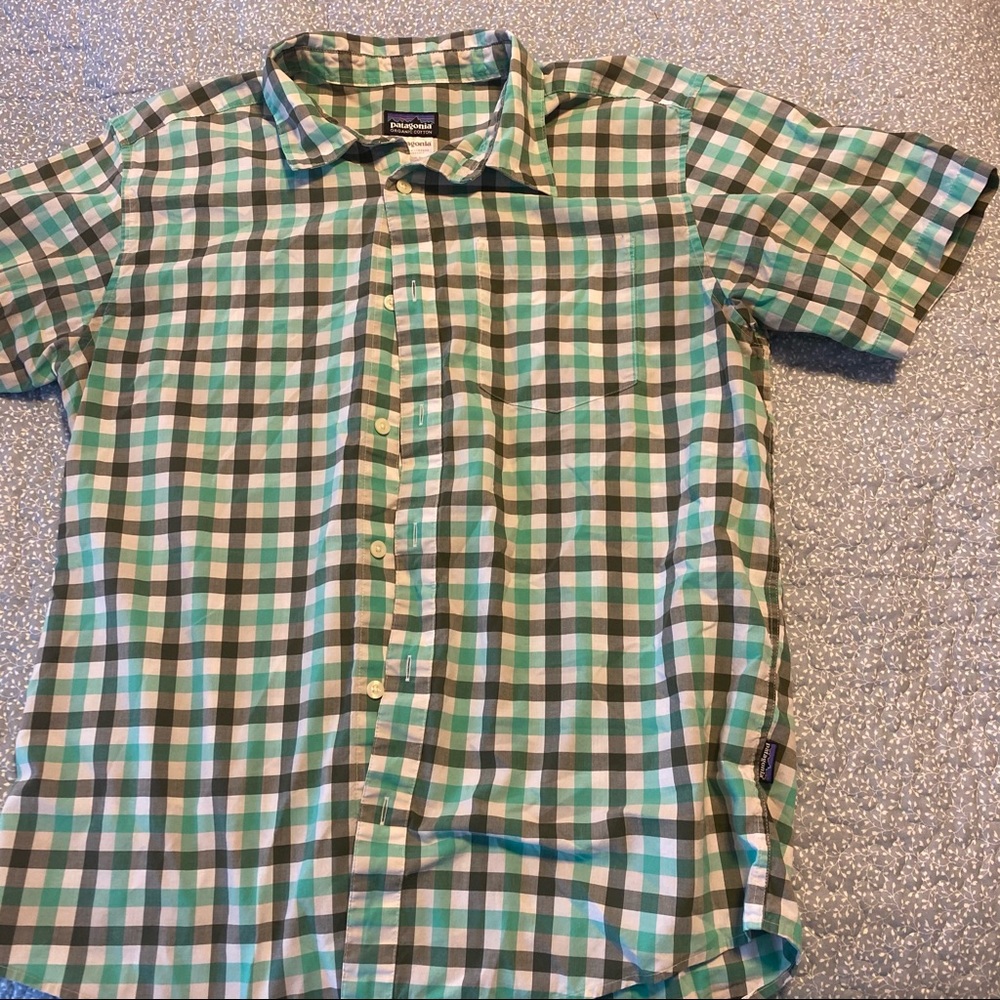 Men’s Patagonia Short Sleeve Button a down